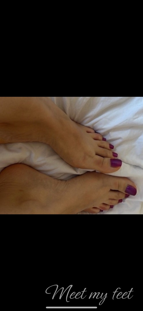 Leaa Meet My Feet - Leaa